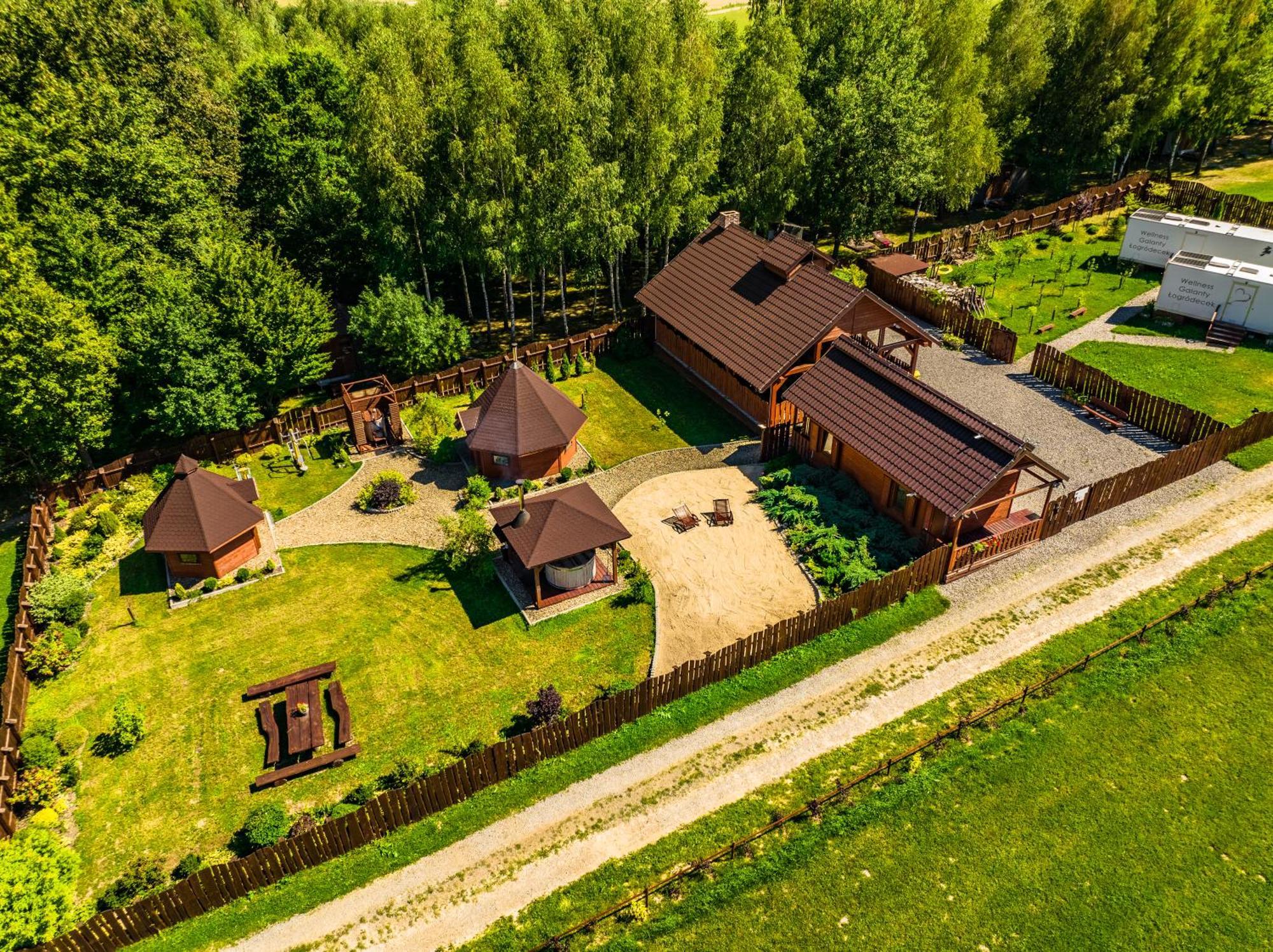 LechówSiedlisko Carownica Family & Wellness别墅 外观 照片
